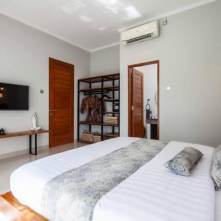 Villa Voyage 4 Seminyak  Ngoại thất bức ảnh